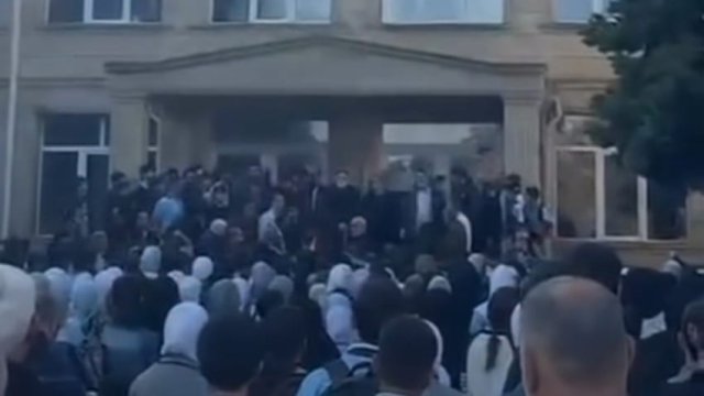 İrandan məktəb TƏXRİBATI