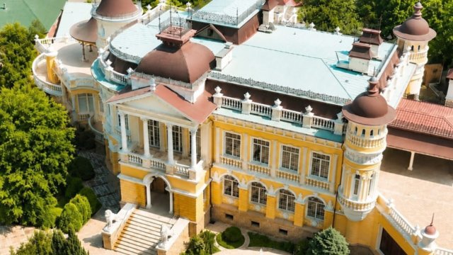 Bakıda 12 milyona bağ evi SATILIR