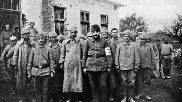 Əsirlikdə doğan ümid: Nargin məktəbinin sirri - FOTOLAR