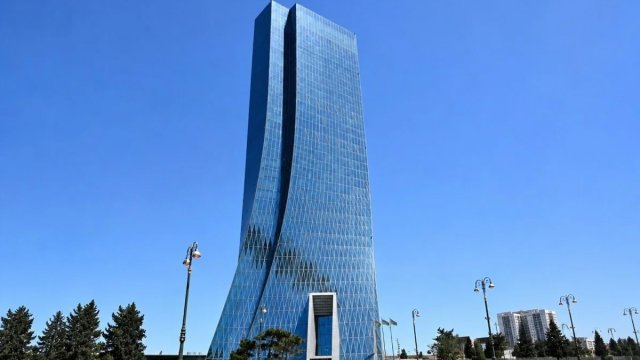 Taleh Kazımov Mərkəzi Bankda yeni direktor təyin etdi